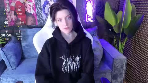 roxy_riot_ online show from 02/17/25, 01:25