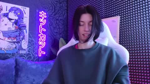 roxy_riot_ online show from 02/28/25, 01:47