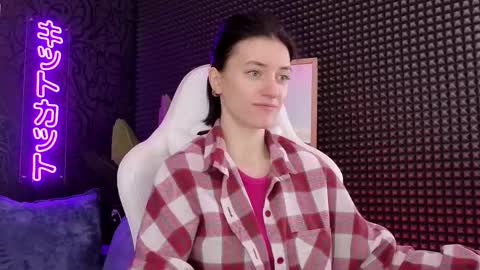 roxy_riot_ online show from 03/01/25, 01:43