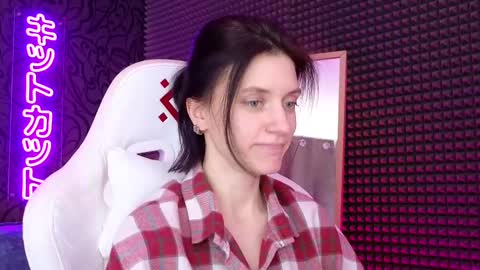 roxy_riot_ online show from 03/02/25, 07:32