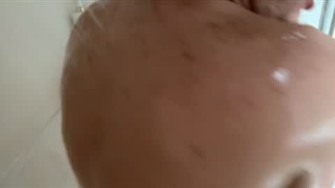 Roxy and Brock online show from 12/17/25, 07:31