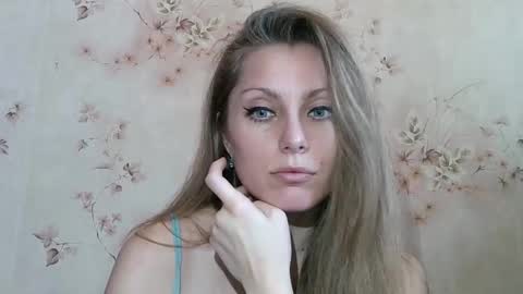 roxyfox18x01 online show from 03/08/26, 09:13