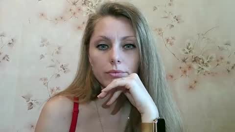 roxyfox18x01 online show from 03/13/26, 07:48