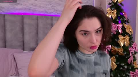 Snapshot of roxylester chatting on 01/02/25, 05:03 Roxy online show from 01/02/25, 05:03