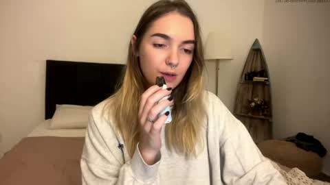 Roxy online show from 04/29/26, 05:30