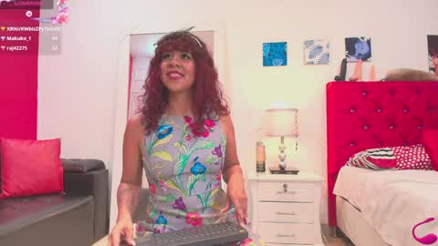 Snapshot of roy_luna chatting on 02/05/25, 04:14 Roy Luna online show from 02/05/25, 04:14