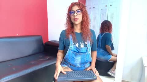 Snapshot of roy_luna chatting on 09/09/25, 01:10 Roy Luna online show from 09/09/25, 01:10