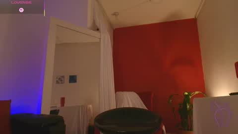 Snapshot of roy_luna chatting on 09/24/25, 02:20 Roy Luna online show from 09/24/25, 02:20