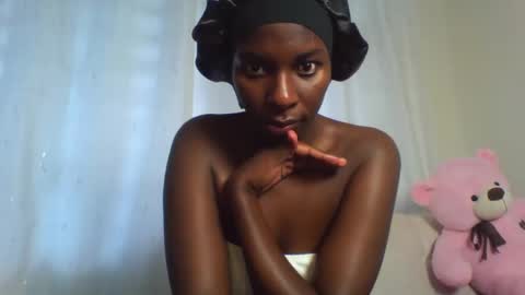 kate online show from 04/18/26, 12:09