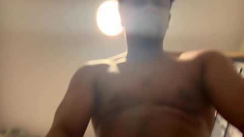 Snapshot of royal_sf chatting on 02/19/25, 05:38 Royal SF online show from 02/19/25, 05:38