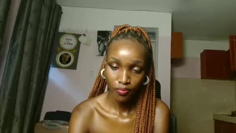 Softluxe online show from 05/08/26, 05:57