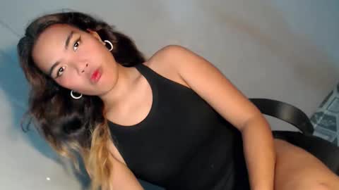 royaltymarcela6969 online show from 09/10/25, 05:29