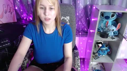 angela online show from 02/04/26, 03:34