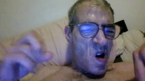 Snapshot of royboy2561 chatting on 11/06/25, 12:17 Roy Murrin online show from 11/06/25, 12:17