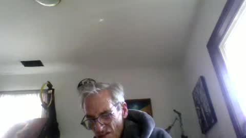 Snapshot of royboy2561 chatting on 06/18/26, 11:31 Roy Murrin online show from 06/18/26, 11:31