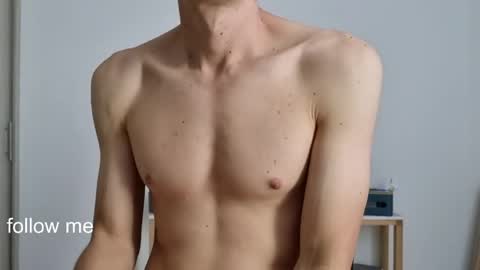 Roy online show from 04/28/26, 01:37