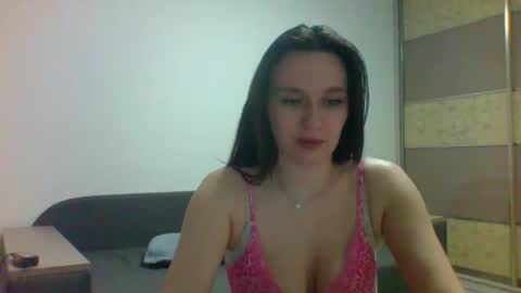 Roza05x online show from 04/07/26, 08:31