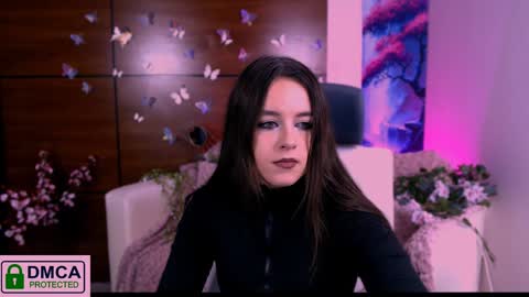 Snapshot of rozmary_ket chatting on 12/05/24, 12:44 Im Rozmary nice to meet you 3 online show from 12/05/24, 12:44