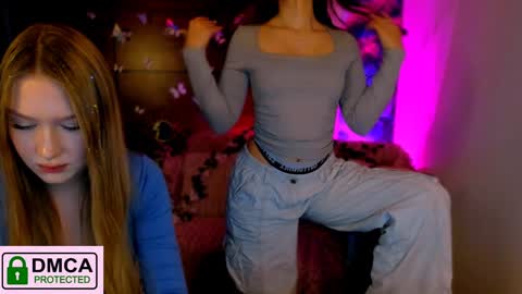 Snapshot of rozmary_ket chatting on 01/09/25, 01:56 Im Rozmary nice to meet you 3 online show from 01/09/25, 01:56