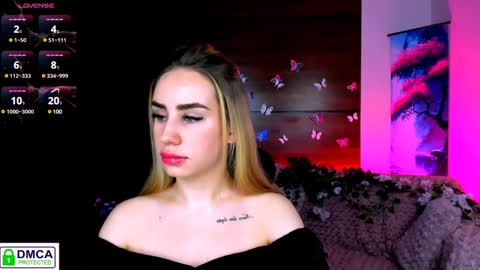 Snapshot of rozmary_ket chatting on 02/06/25, 11:32 Im Rozmary nice to meet you 3 online show from 02/06/25, 11:32