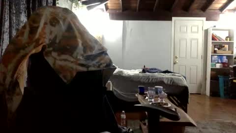 Richhancocc online show from 10/22/25, 02:12