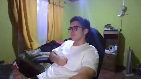 rpaulo25 online show from 12/28/24, 12:04