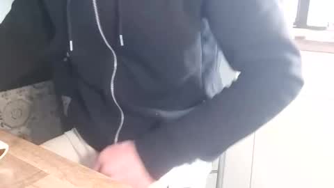 Snapshot of ruan8080 chatting on 01/07/25, 03:46 petit cochon online show from 01/07/25, 03:46