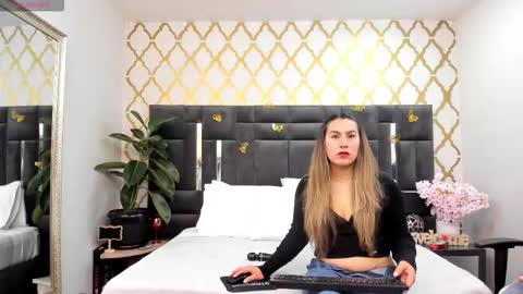 RubbyTaylor online show from 10/16/25, 02:29