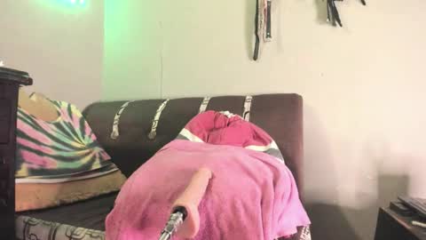 Snapshot of rubi_bunny chatting on 11/02/25, 06:10 rubi bunny online show from 11/02/25, 06:10