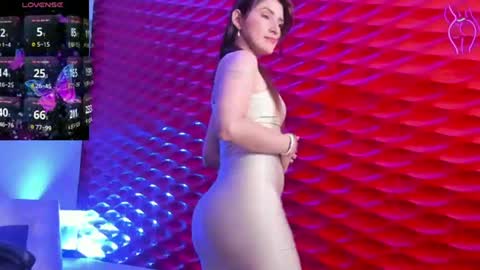 Snapshot of rubi_sharqui chatting on 06/11/26, 11:52 Rubi online show from 06/11/26, 11:52