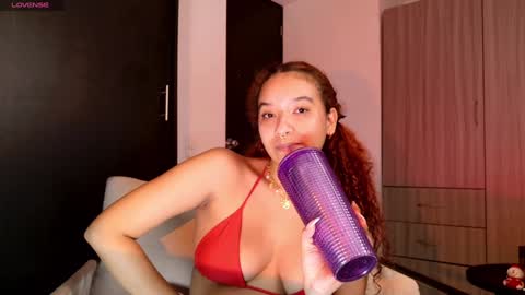 Snapshot of rubi_star chatting on 12/12/24, 02:04 Rubi online show from 12/12/24, 02:04