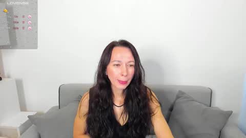 Snapshot of rubiharlot chatting on 09/18/25, 01:40 rubiharlot online show from 09/18/25, 01:40