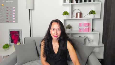 Snapshot of rubiharlot chatting on 09/23/25, 01:41 rubiharlot online show from 09/23/25, 01:41