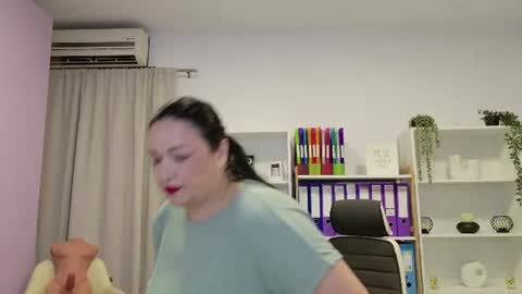 Snapshot of rubiharper chatting on 07/19/26, 02:26 Rubi online show from 07/19/26, 02:26