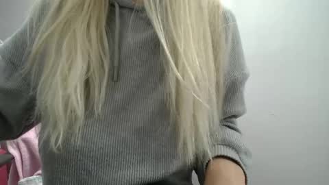 Snapshot of ruby988 chatting on 10/08/25, 11:41 ruby988 online show from 10/08/25, 11:41