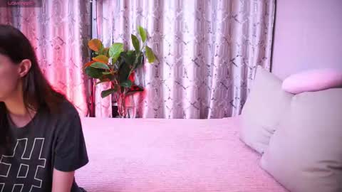 Snapshot of ruby_blossom chatting on 02/22/26, 10:19 Ruby online show from 02/22/26, 10:19