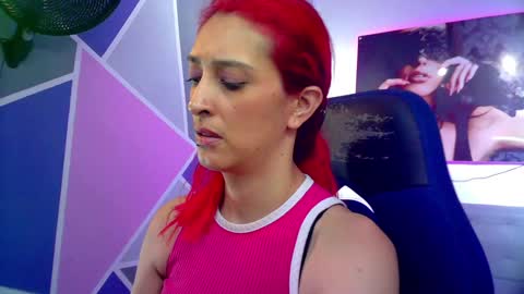 ruby_your_milf online show from 12/21/24, 04:36