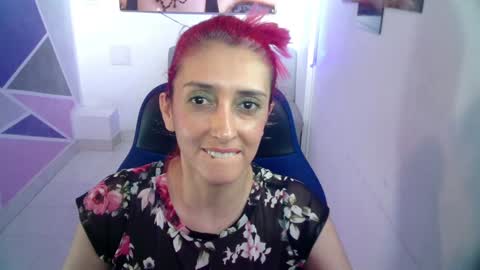 ruby_your_milf online show from 01/08/25, 09:12