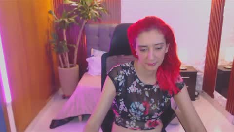 ruby_your_milf online show from 02/25/25, 09:46