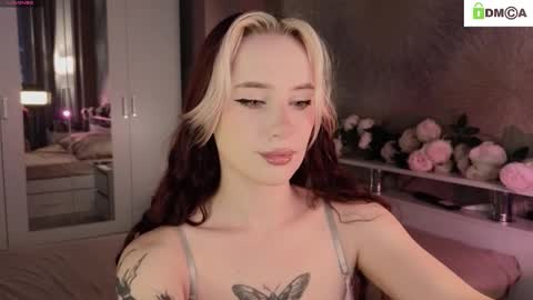 Snapshot of rubymiracles chatting on 09/21/25, 03:08 Your Ruby Miracle online show from 09/21/25, 03:08