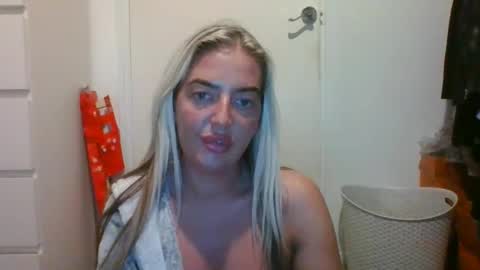 Snapshot of rubyredxxxoxxx chatting on 12/15/24, 04:59 rubyredxxxoxxx online show from 12/15/24, 04:59