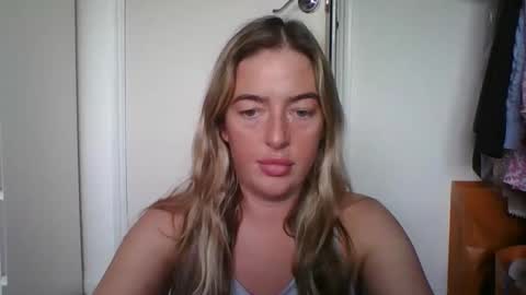 rubyredxxxoxxx online show from 12/16/25, 09:03