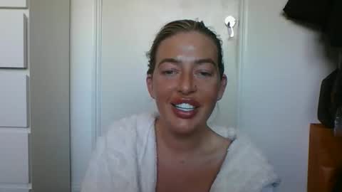 rubyredxxxoxxx online show from 03/26/26, 01:17