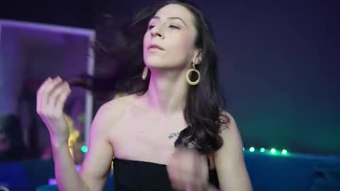  Ruby  online show from 02/02/26, 11:14