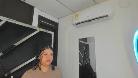 Snapshot of rubyxht chatting on 09/30/25, 12:43 rubyxht online show from 09/30/25, 12:43