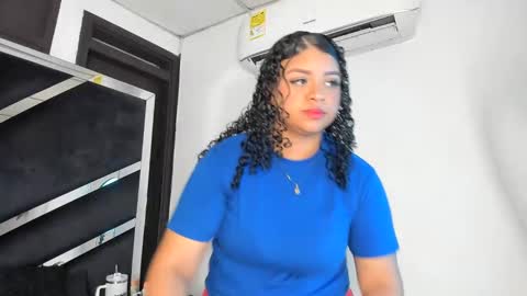 Snapshot of rubyxht chatting on 11/18/25, 12:42 rubyxht online show from 11/18/25, 12:42