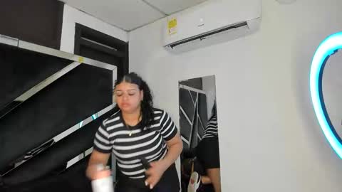 Snapshot of rubyxht chatting on 12/14/25, 12:32 rubyxht online show from 12/14/25, 12:32