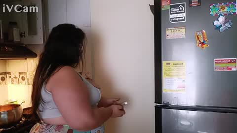 Snapshot of rubyy_24 chatting on 02/04/25, 08:06 I am Ruby online show from 02/04/25, 08:06