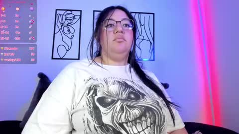 Snapshot of rubyy_24 chatting on 02/18/25, 01:54 I am Ruby online show from 02/18/25, 01:54