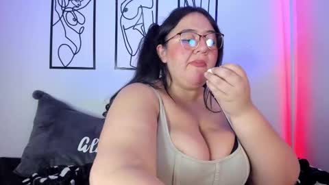 Snapshot of rubyy_24 chatting on 03/10/25, 11:06 I am Ruby online show from 03/10/25, 11:06